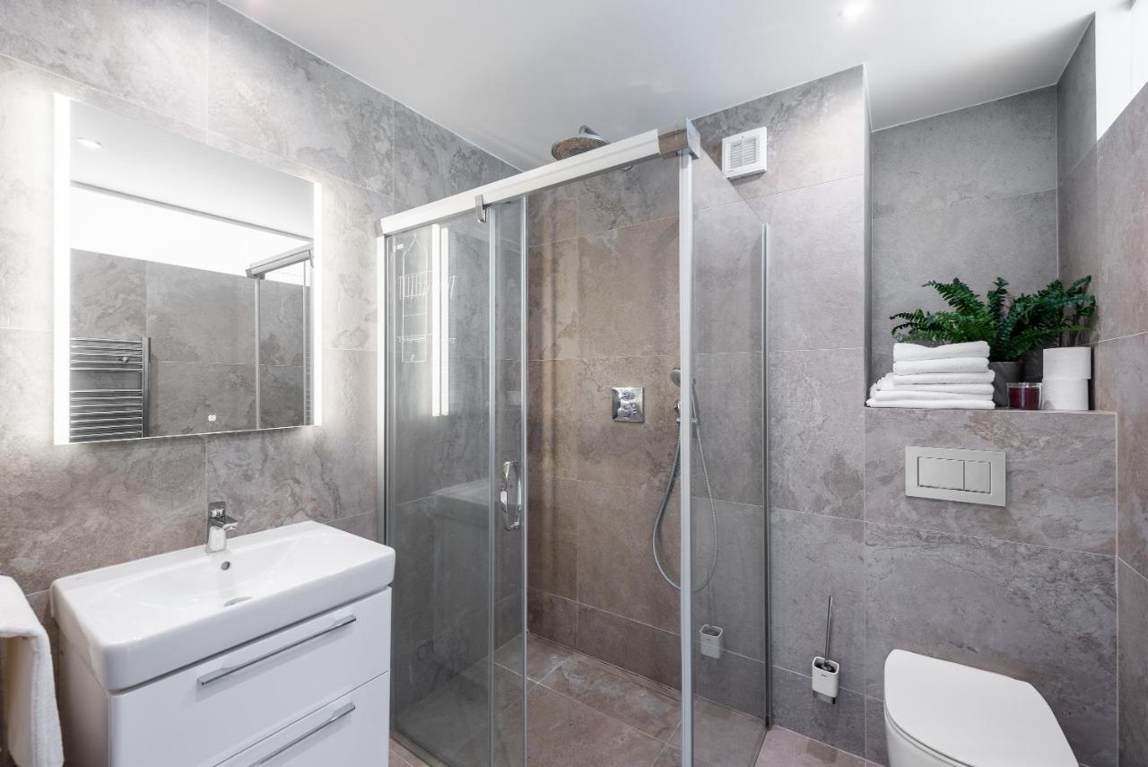 Apartment With 4 Bedrooms Πράγα Εξωτερικό φωτογραφία